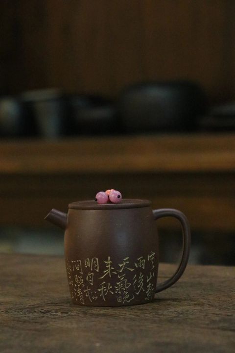 柱圆壶紫玉金砂