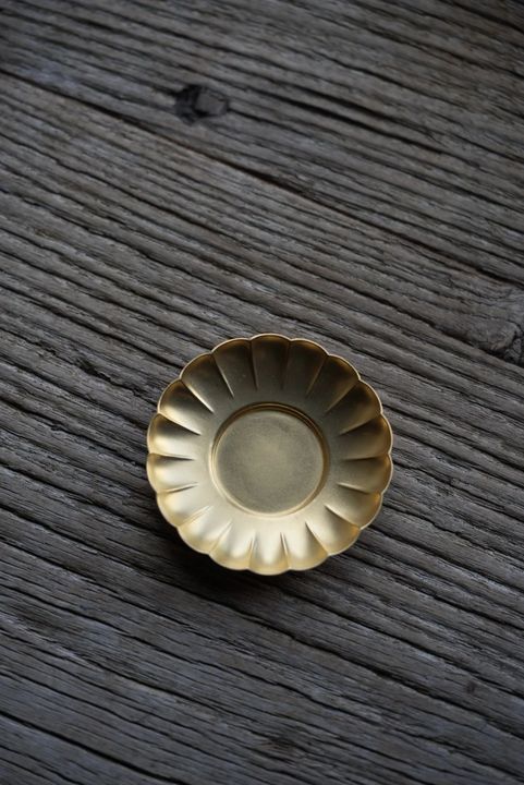 镀金菊瓣杯托 5只一套